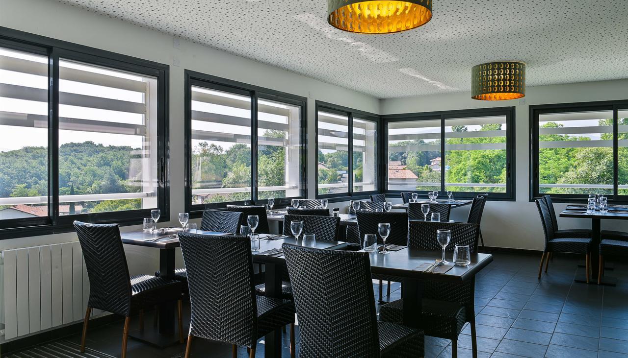 Hotel Restaurant Aldaburua Larressore Exteriör bild